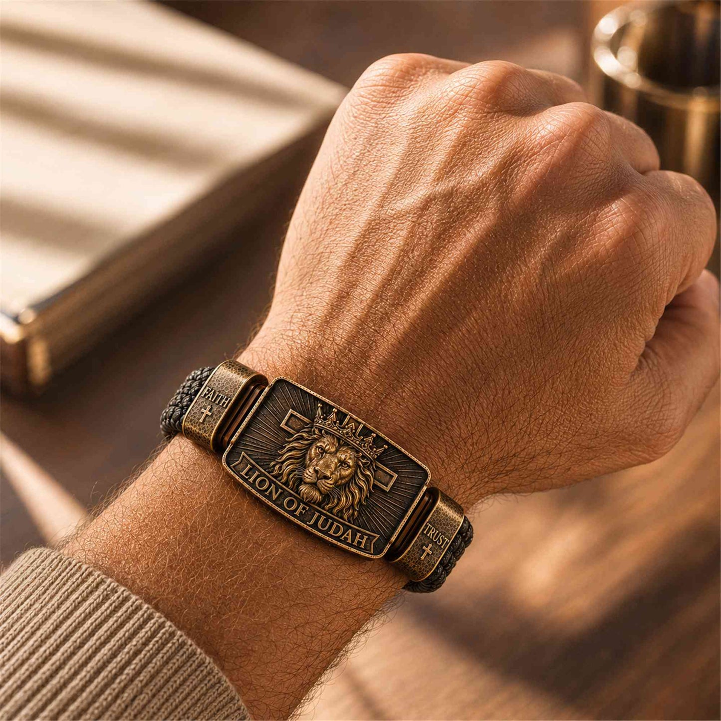 "Lion of Judah" Men's Christian Bracelet – Father's Day Gift
